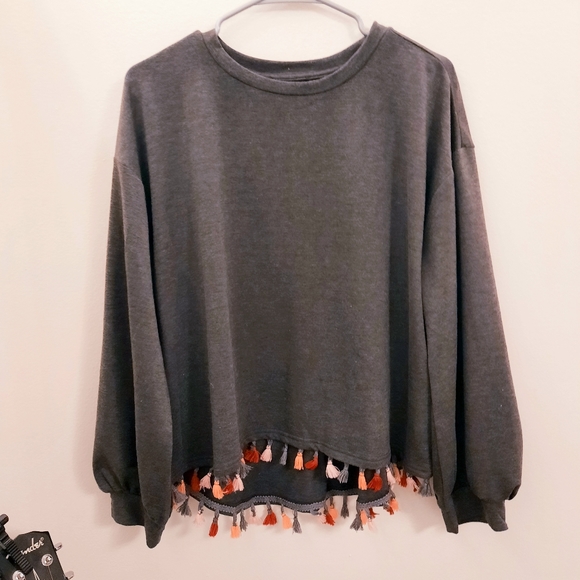 Tops - NWOT Tassled Blouse